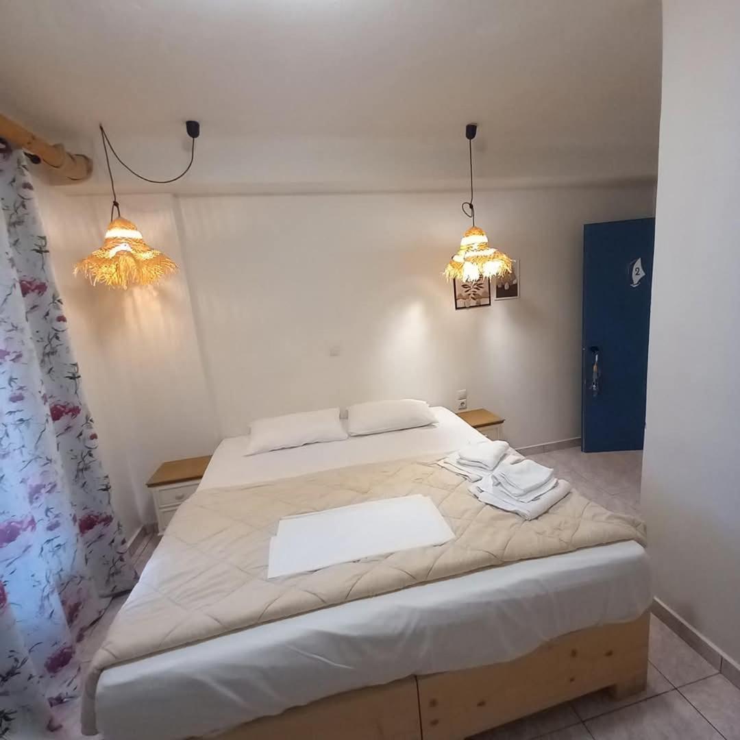 Hotel Assini Beach トロン エクステリア 写真
